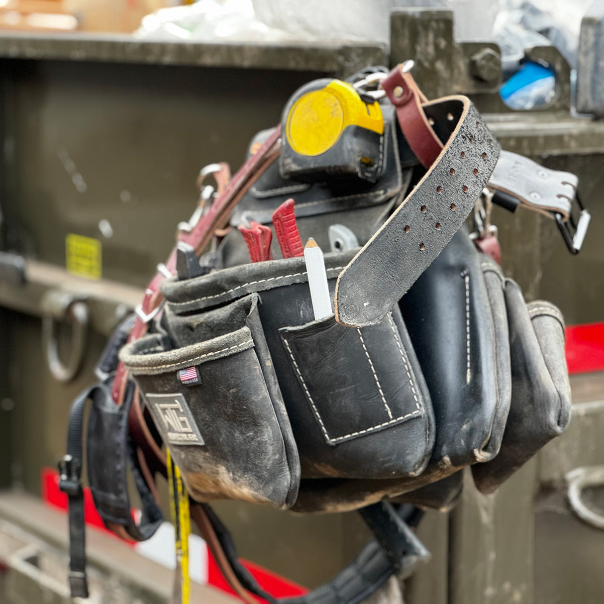 Leather Classic Framer Tool Belt, In use